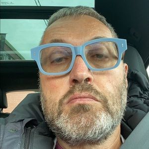 Meet your Posher, Steven